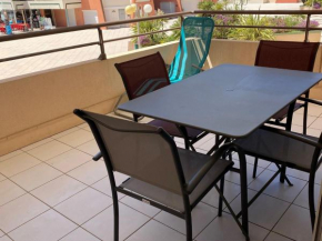 Appartement 2 Pièces à Sète avec Terrasse, Piscine et Parking à 100m de la Plage - FR-1-472A-186